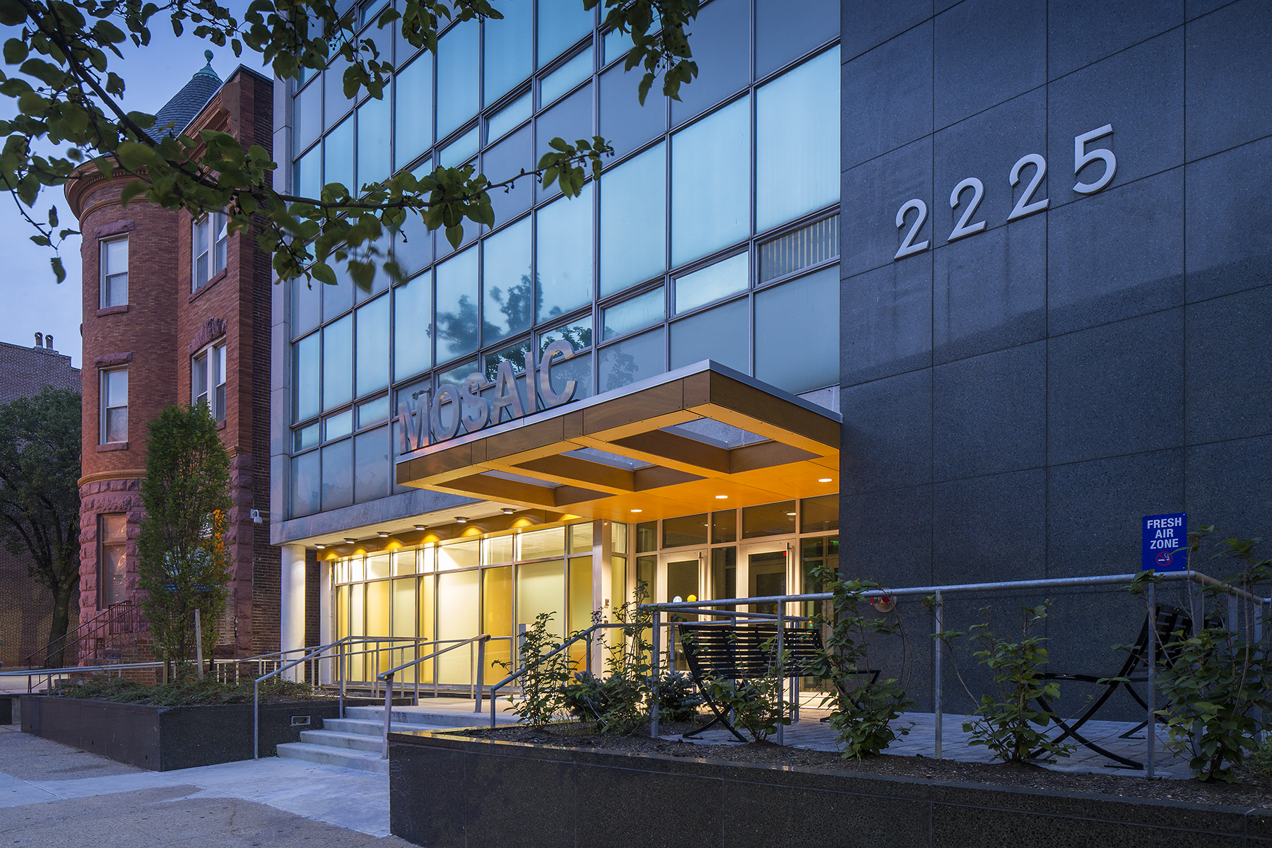 Mosaic Community Services Exterior