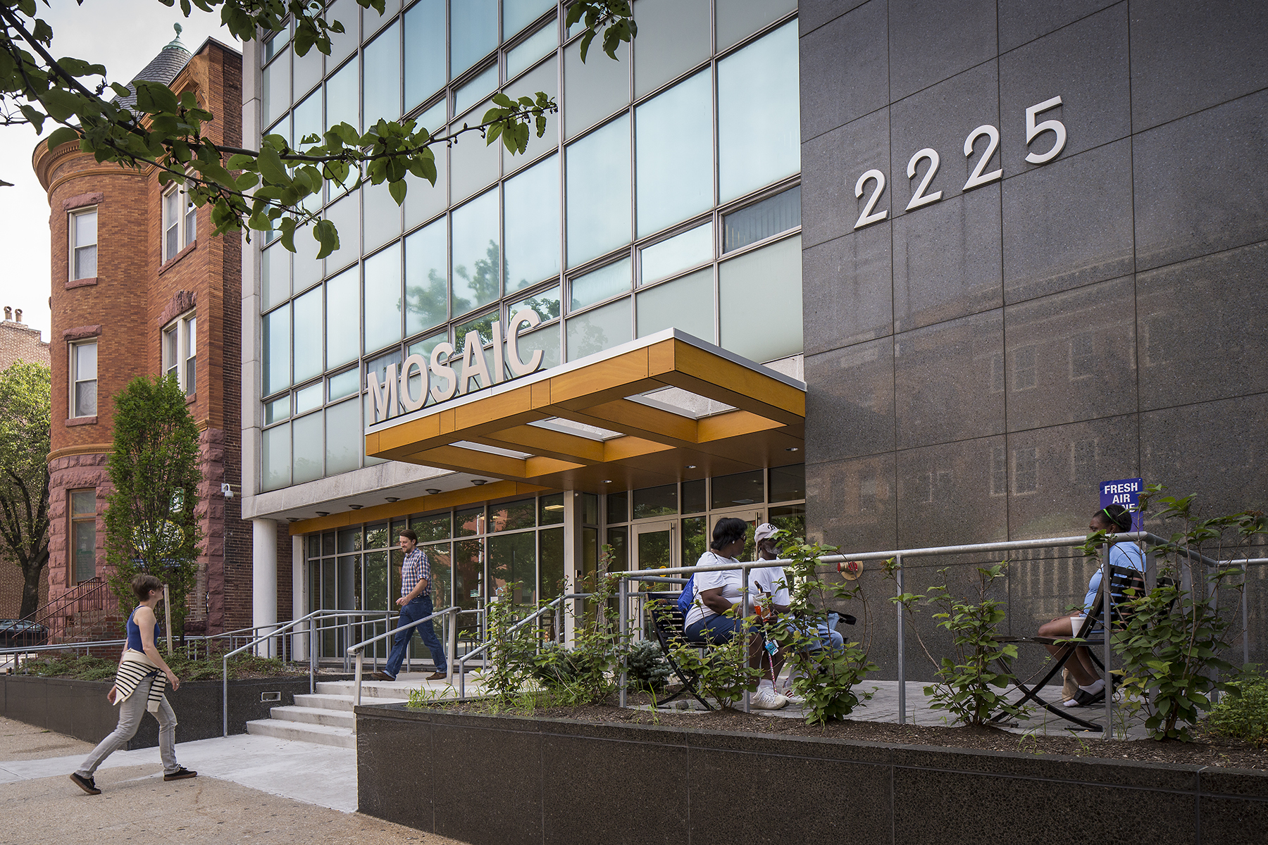 Mosaic Community Services Exterior