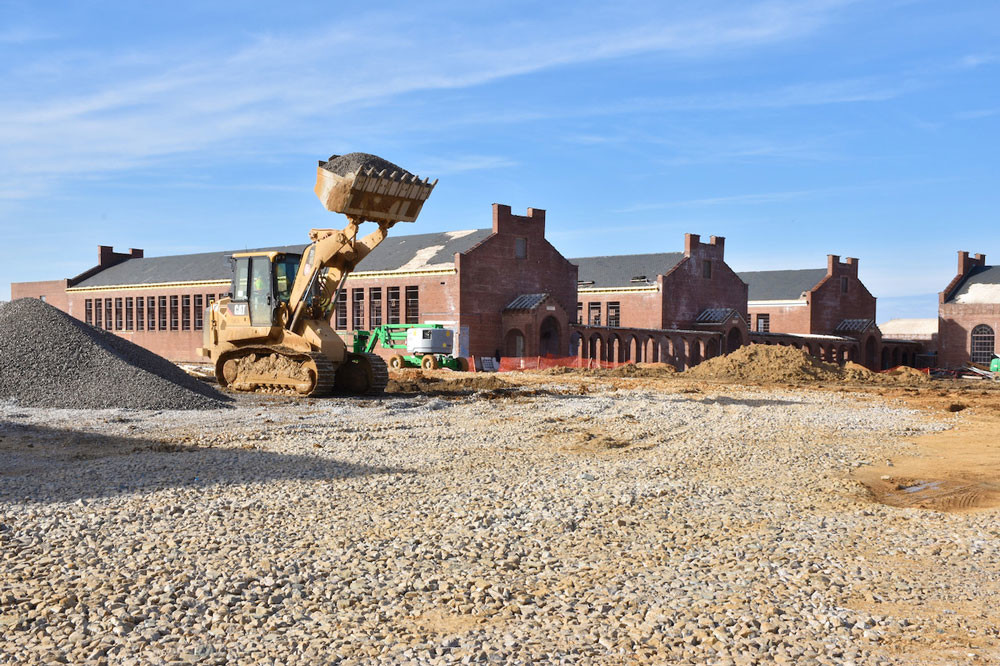 Liberty Crest Exterior