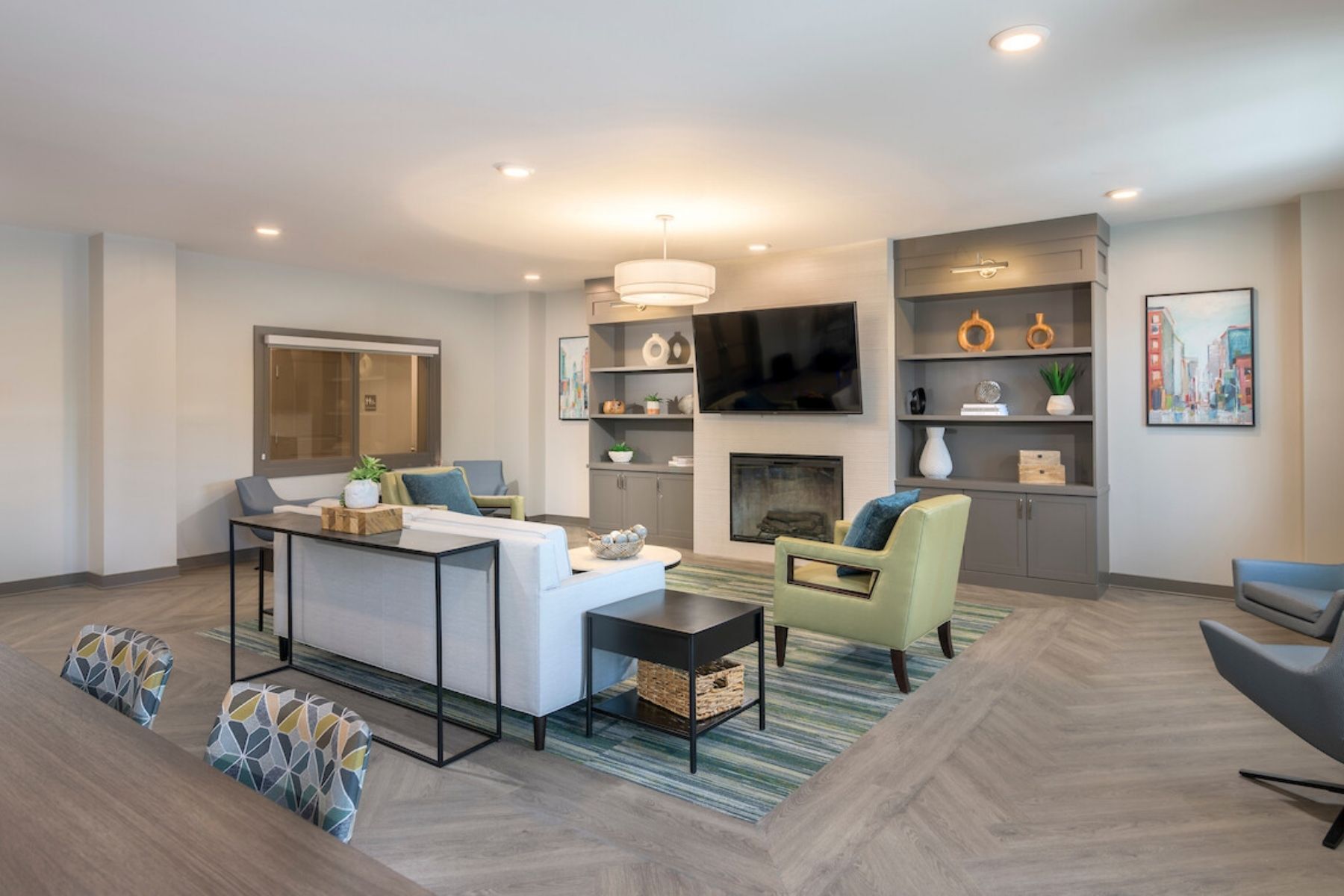 Woodland Gardens I & II Interior