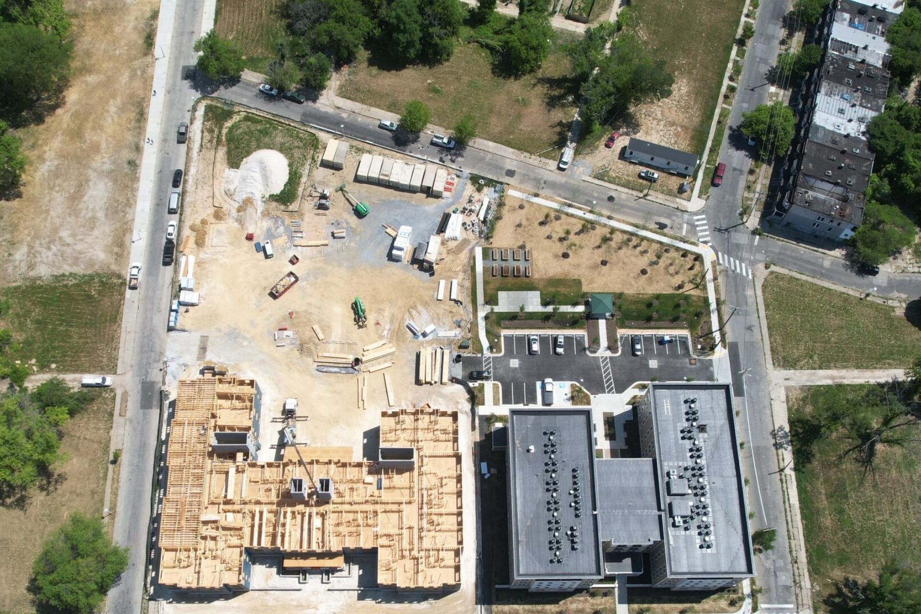 Woodland Gardens I & II Building